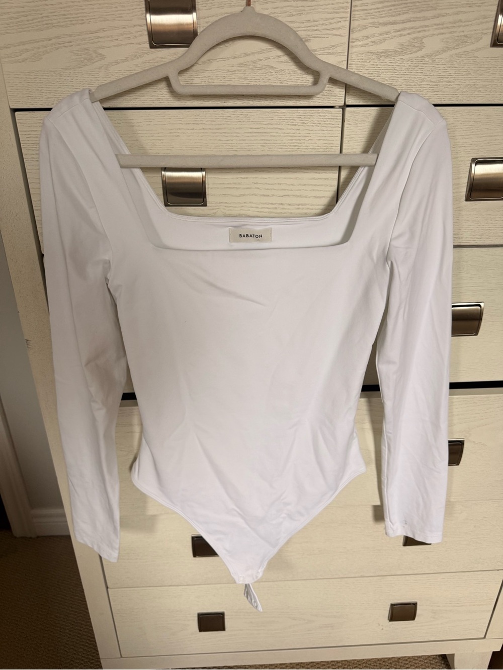 Babaton CONTOUR White Long-Sleeve Square Neck Bodysuit